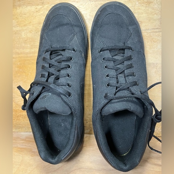 Nike Retro GTS 97 Mens Size 11.5 Shoes Sneakers Triple Black DA1446-003 - Picture 7 of 10